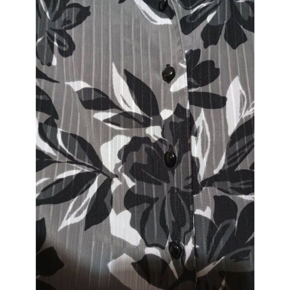Covington Shirt Ladies Large Petite Button Front Short Sleeve Gray Black Floral - Picture 6 of 9